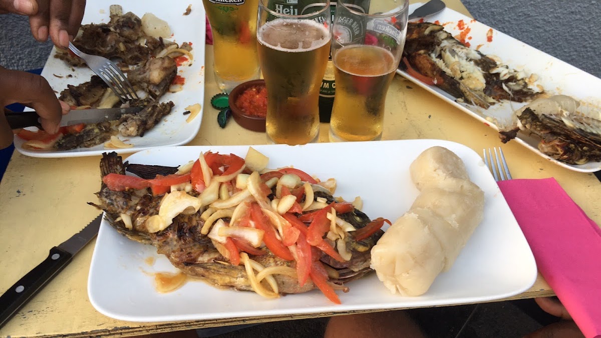 Mix-One Chez Rosa Photos 2